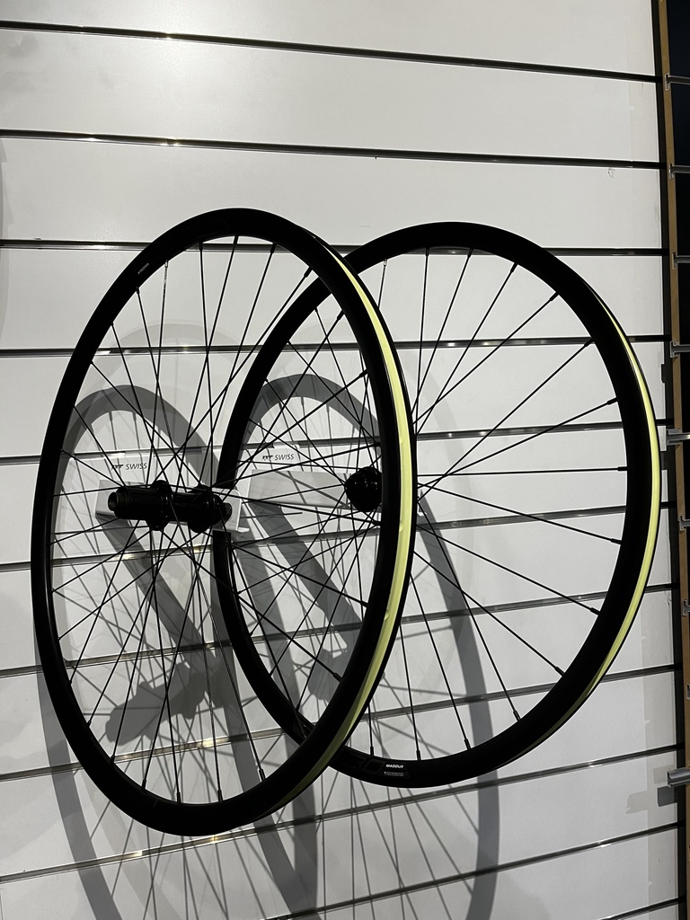 Paire de roues route ALU 700c