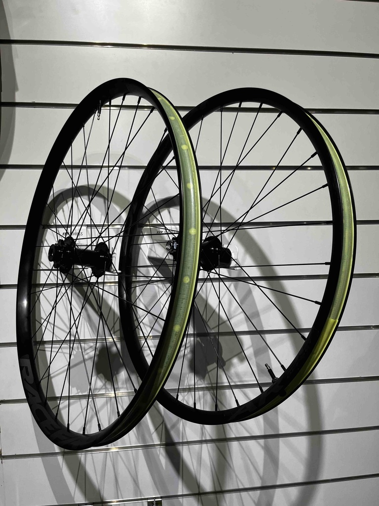 Paire de roues Race Face AR 30 Mullet 