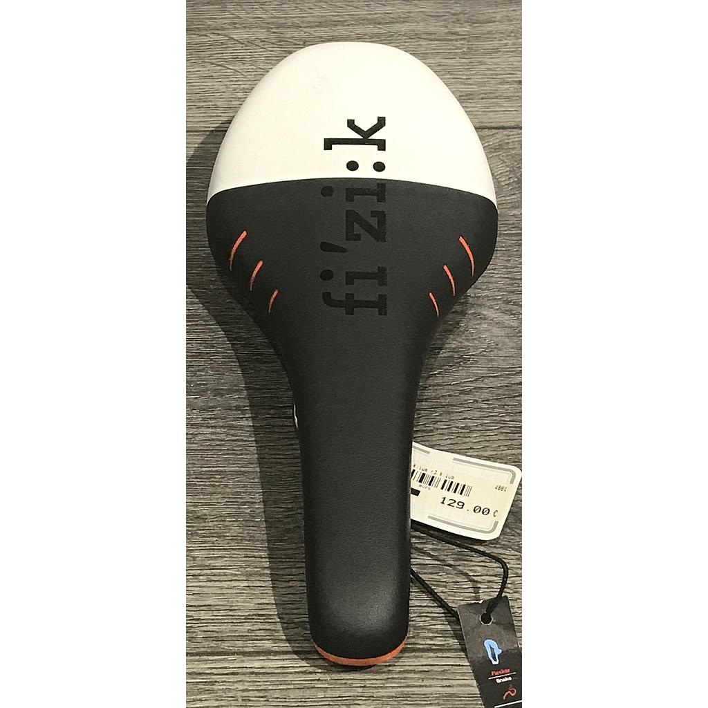 Selle Fi’Zi:K Tundra m3 k:ium r3 