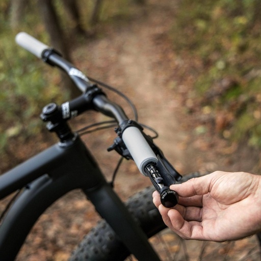 Wolf Tooth Encase System Bar Kit One