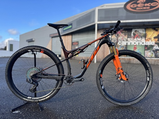 KTM Scarpa