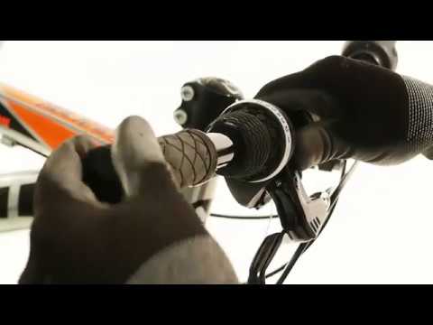 [42] ECHANGE DE POIGNEES INT.